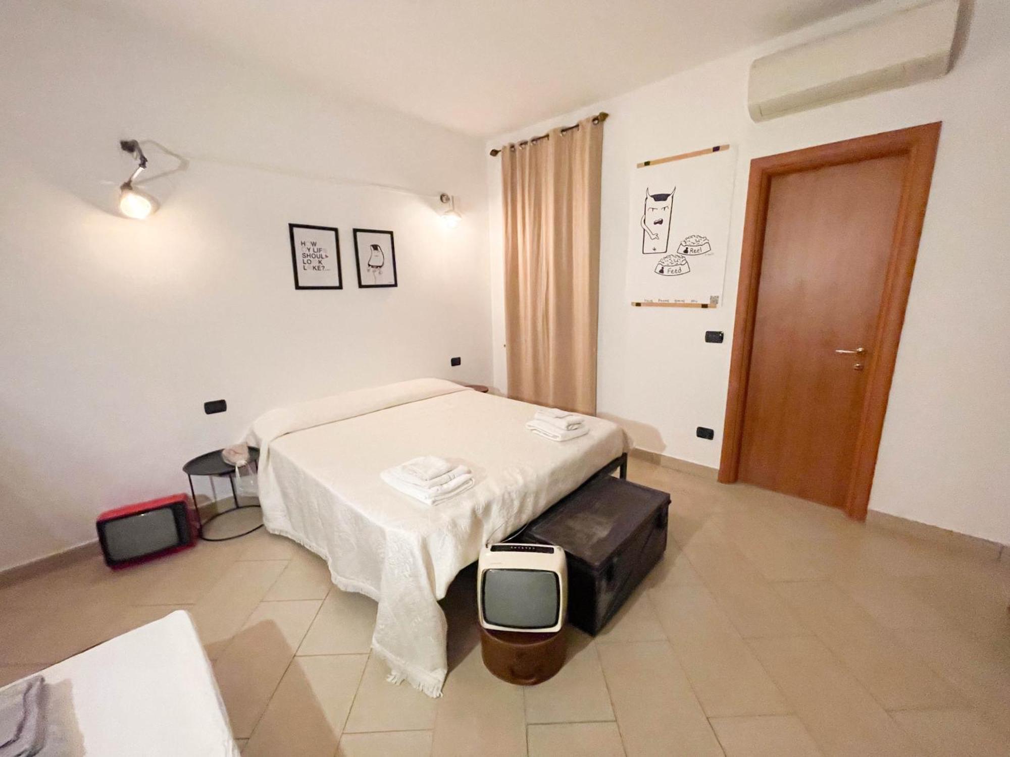 Incortedafabio Design Flat With Bikes Caronno Pertusella Buitenkant foto