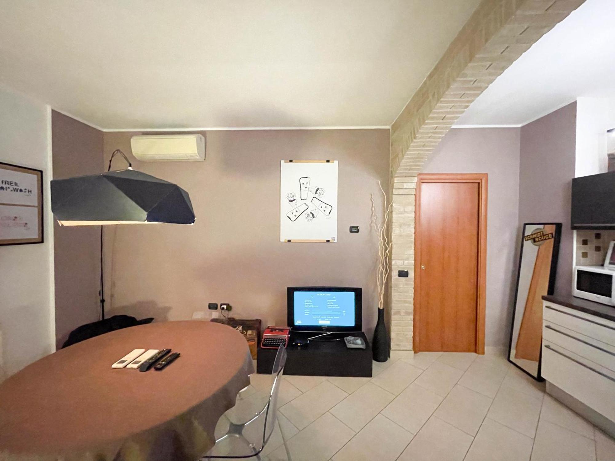 Incortedafabio Design Flat With Bikes Caronno Pertusella Buitenkant foto